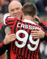 LOL世界赛日程-前米兰队医：范巴斯滕当时没听我的话，他本可以再踢2到3年