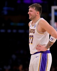 东契奇场均33.7分领跑联盟！队史自05-06赛季科比后最高场均得分