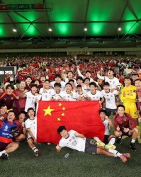 LOL世界赛日程-零封与巨变：铁血青春“远征的铁蹄”还在前进！|中国足球|U23|中国亚洲杯|中国男足|王钰栋_新浪新闻